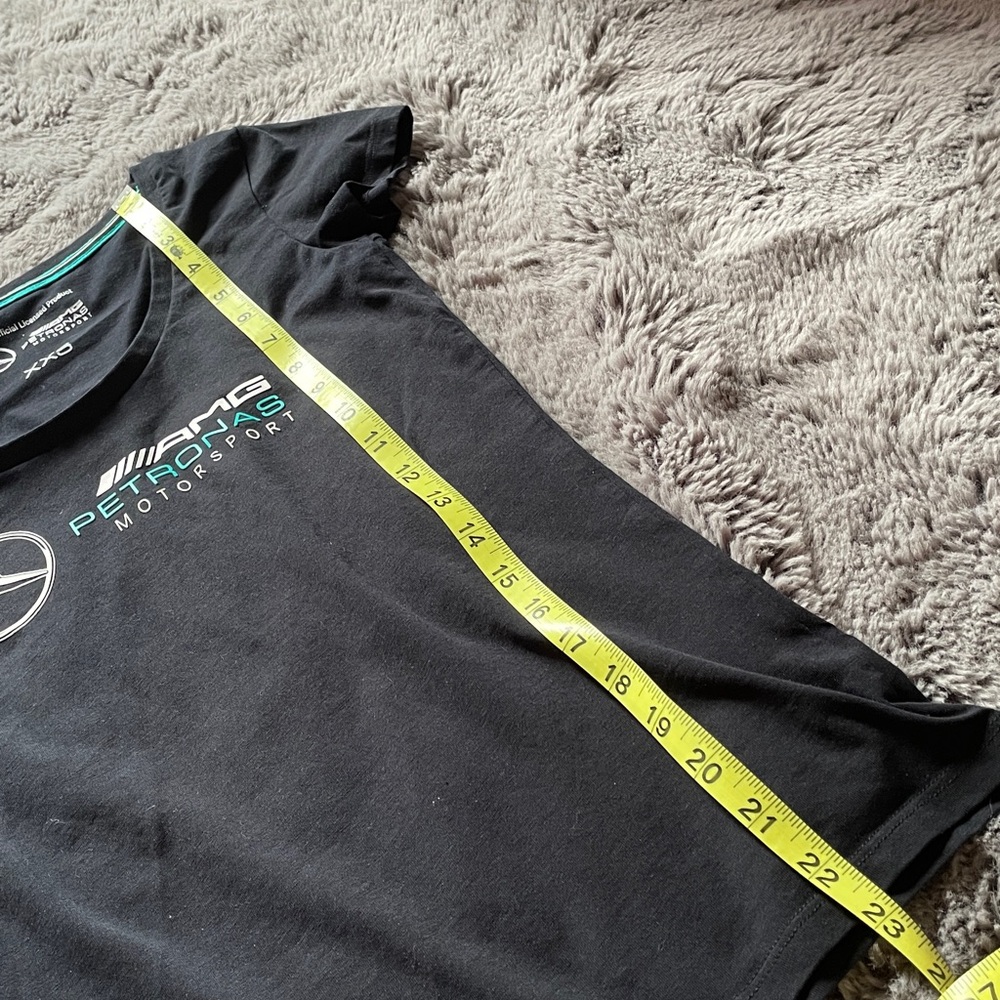 Mercedes AMG Petronas Scoop Neck Emblem T Shirt - Picture 7 of 8